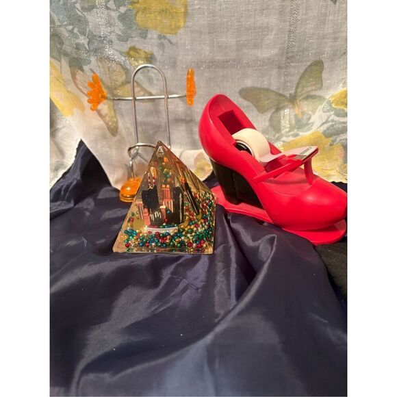 EUC Desk top accessories/Pencil‎ holder, tape dispenser, telephone holder, etc - Picture 2 of 16